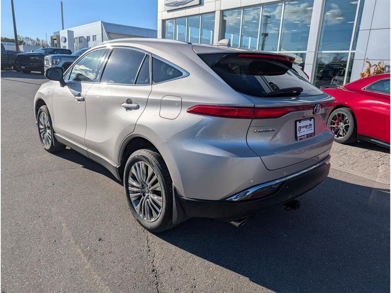 toyota Venza 2022 - 3