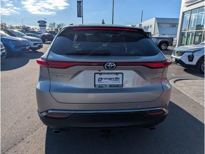 toyota Venza 2022 - 4