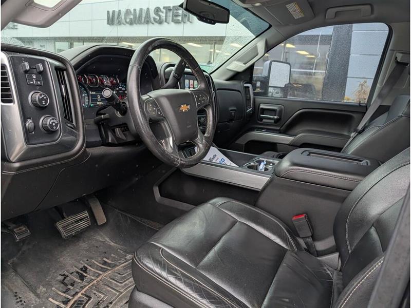 chevrolet Silverado 2500HD 2016 - 12