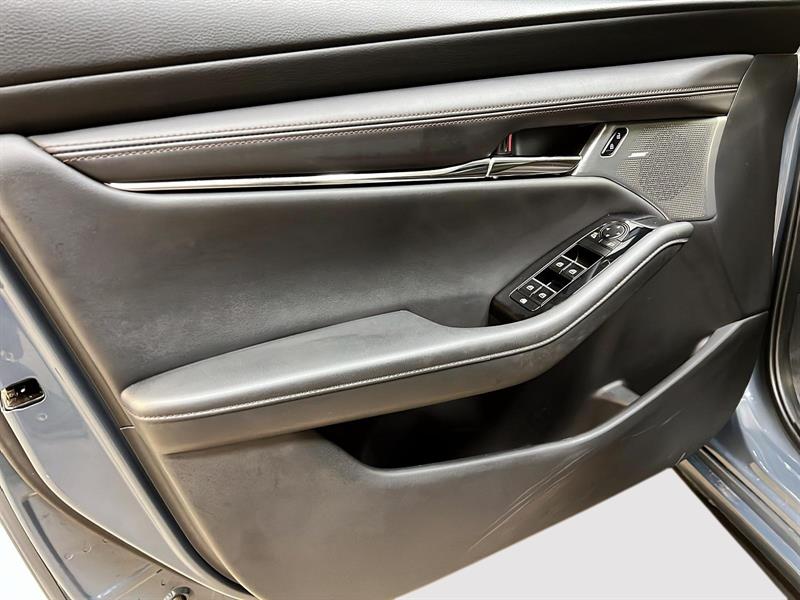 mazda Mazda3 Sport 2022 - 25