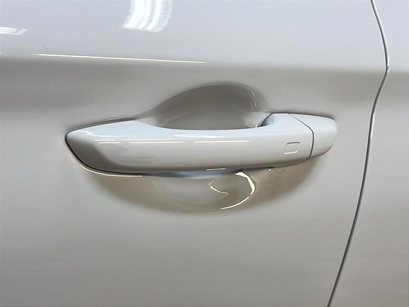 genesis G70 2023 - 27