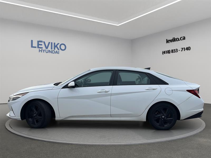 hyundai Elantra 2022 - 2