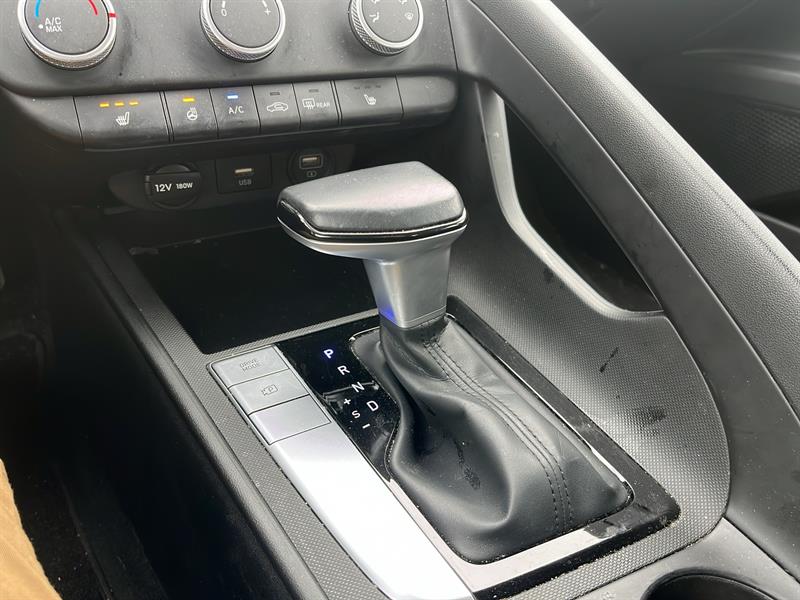 hyundai Elantra 2022 - 13