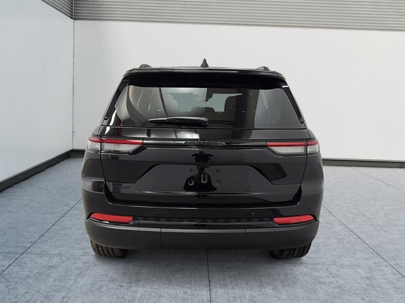 jeep Grand Cherokee 2025 - 10