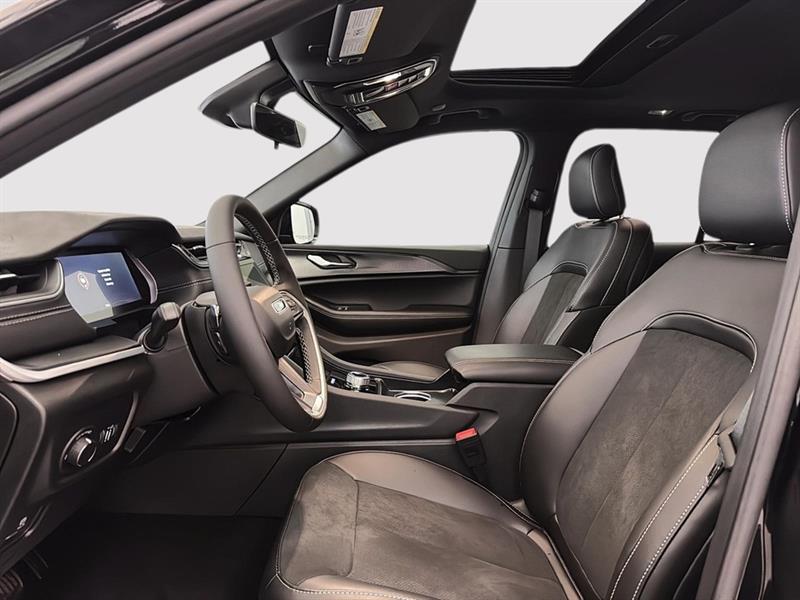 jeep Grand Cherokee 2025 - 17