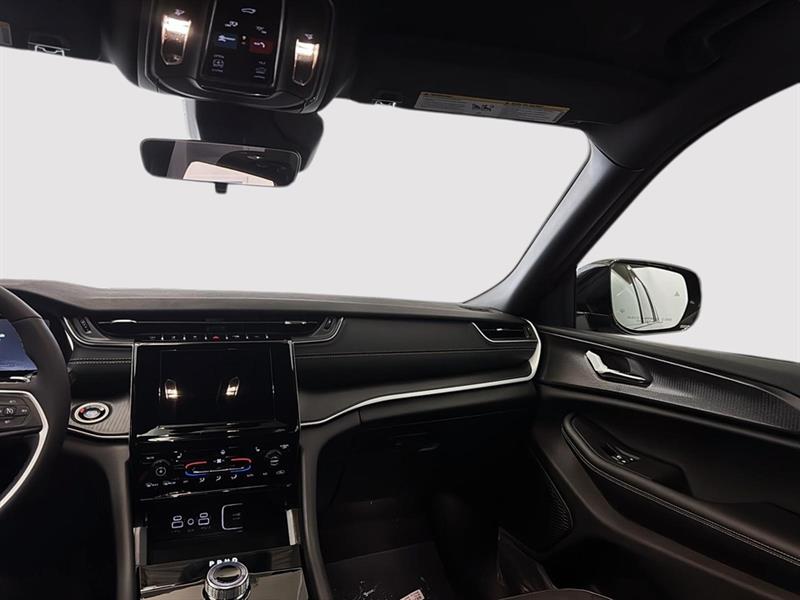 jeep Grand Cherokee 2025 - 24