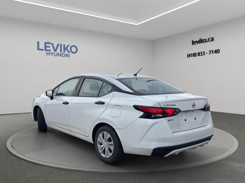 nissan Versa 2021 - 3