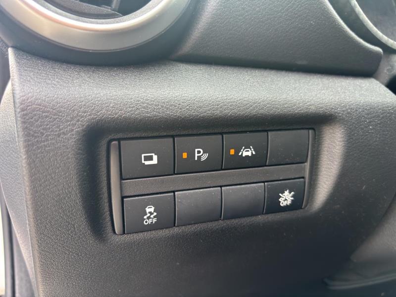 nissan Versa 2021 - 12