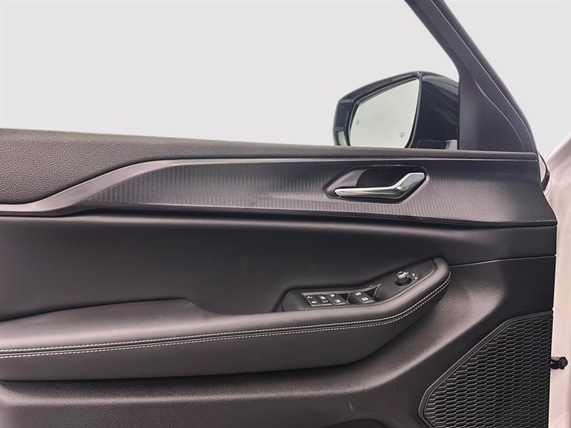 jeep Grand Cherokee 2025 - 14