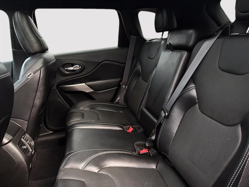 jeep Cherokee 2021 - 18