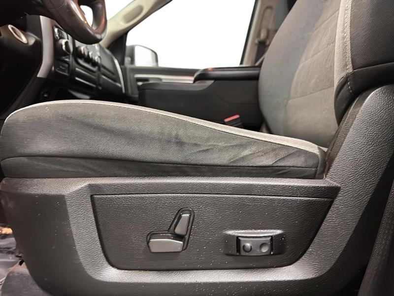 ram 1500 Classic 2022 - 17