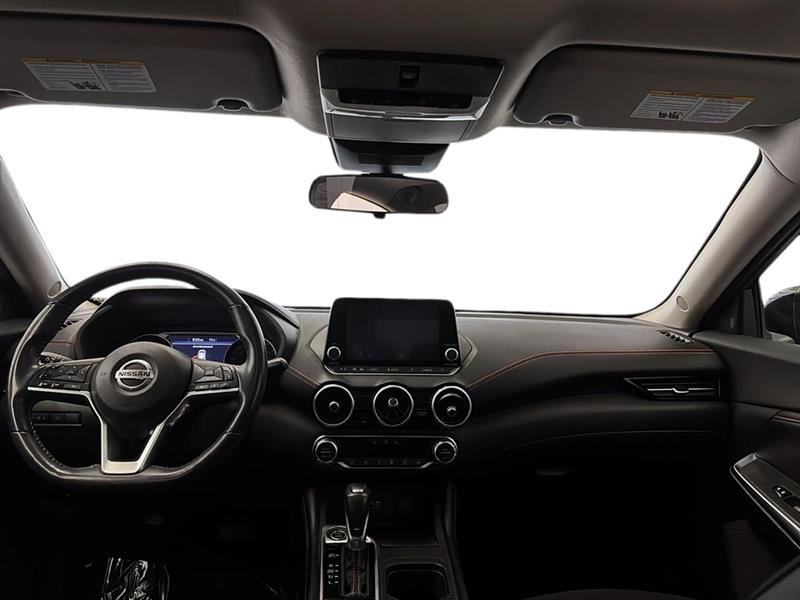 nissan Sentra 2021 - 24