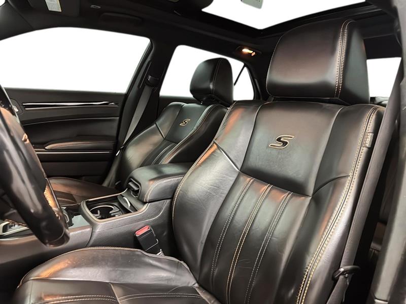 chrysler 300 2019 - 9