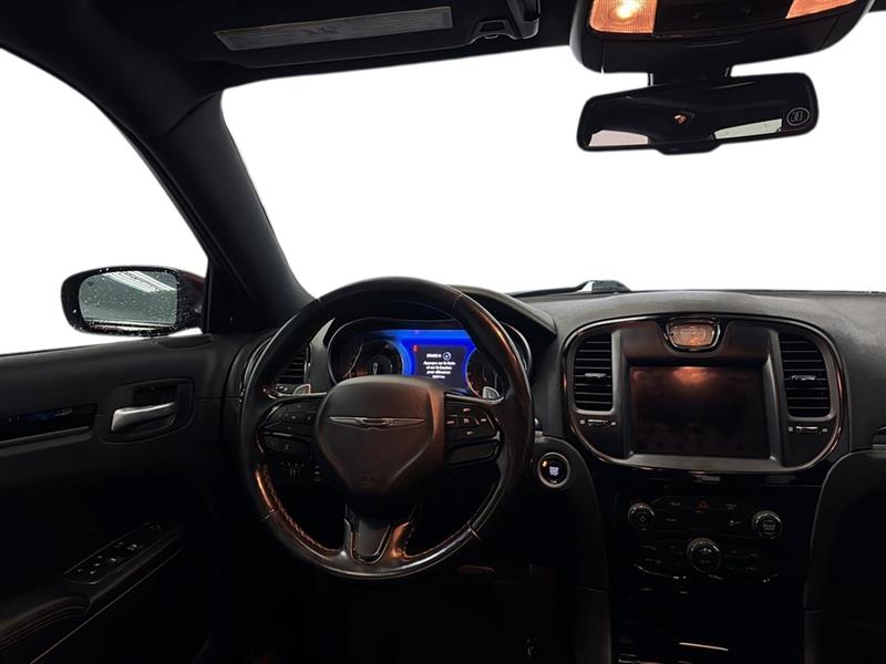 chrysler 300 2019 - 13