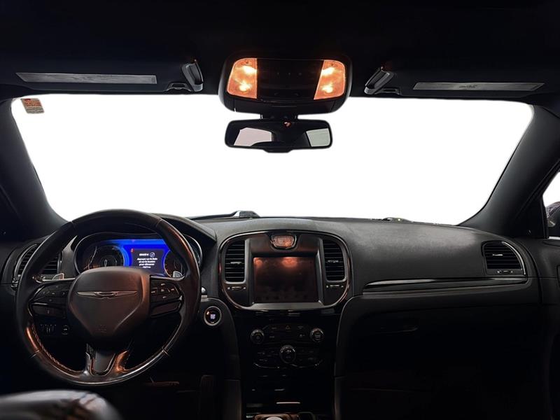 chrysler 300 2019 - 14