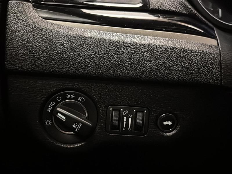 chrysler 300 2019 - 18