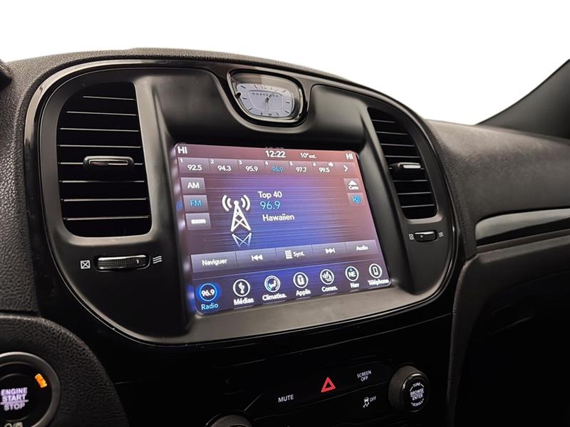 chrysler 300 2019 - 23