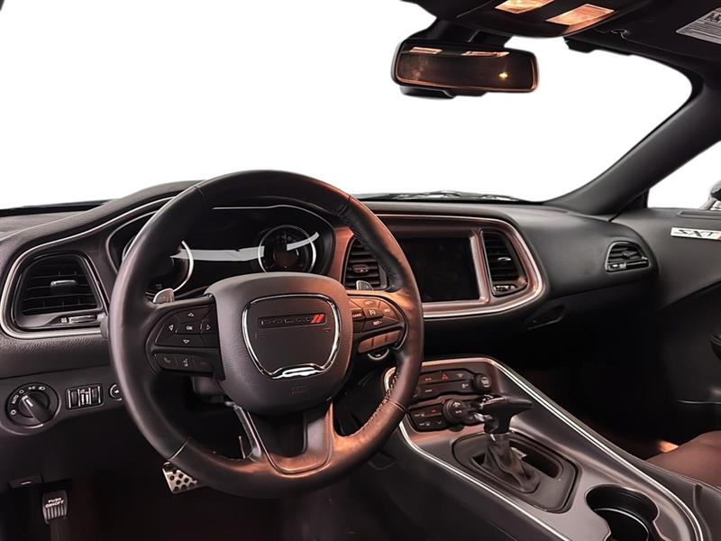 dodge Challenger 2017 - 21