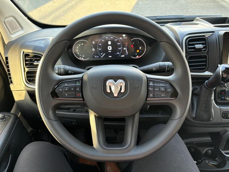 ram ProMaster 2025 - 13