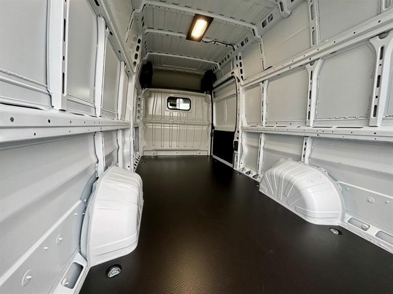 ram ProMaster 3500 2025 - 10