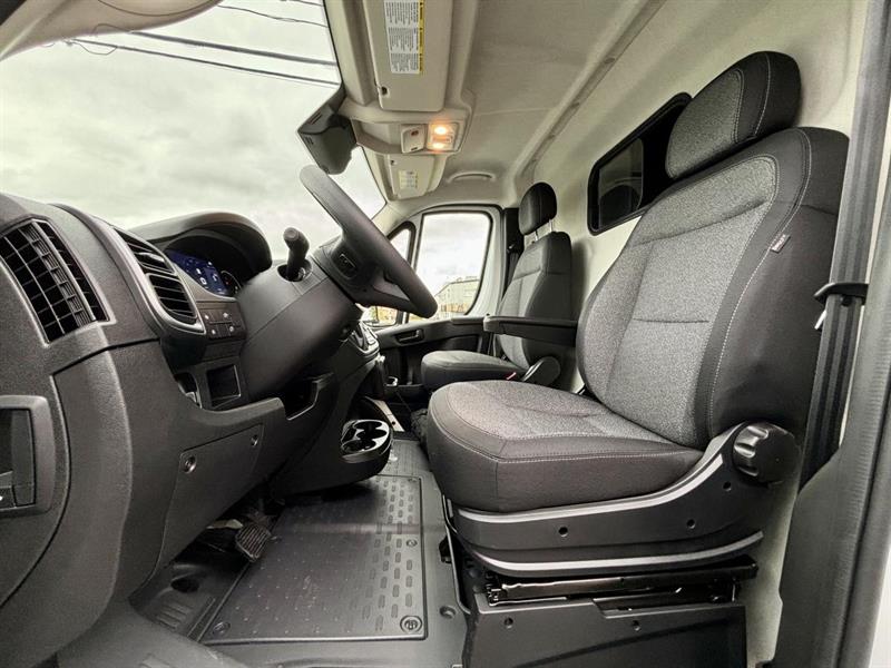 ram ProMaster 3500 2025 - 13