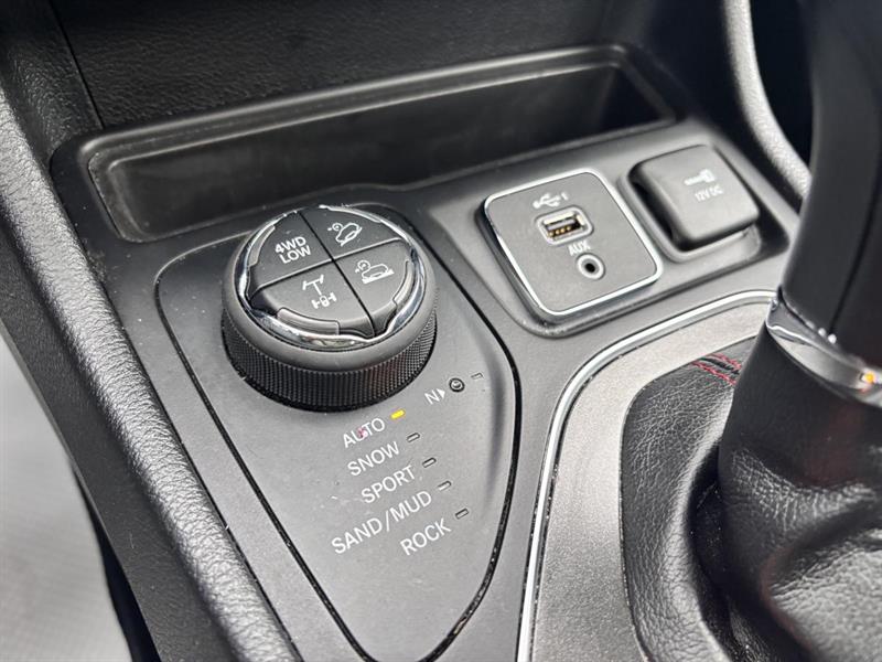 jeep Cherokee 2019 - 17