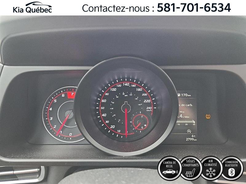 hyundai Elantra 2022 - 14