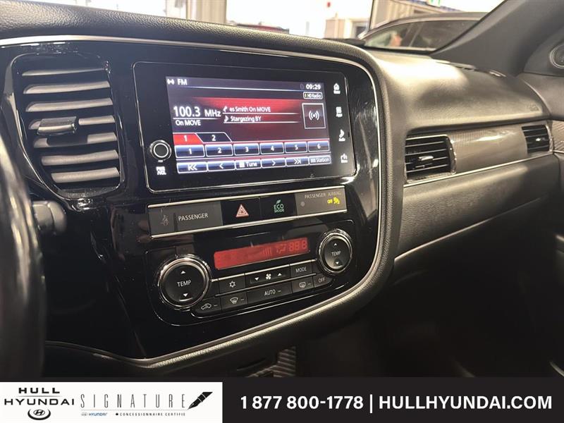 mitsubishi Outlander PHEV 2019 - 14