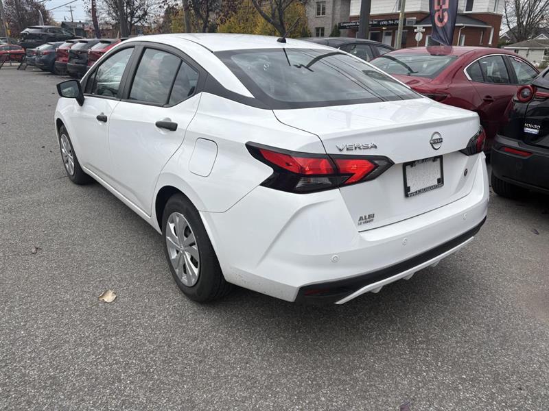 nissan Versa 2023 - 5