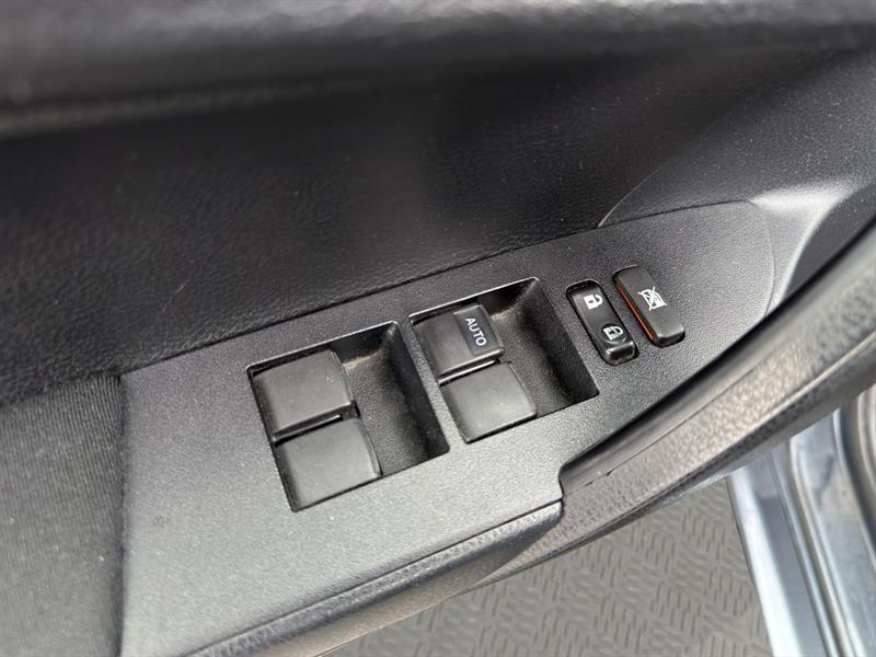 toyota Corolla 2017 - 11