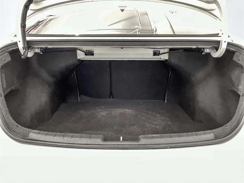 hyundai Elantra 2020 - 24