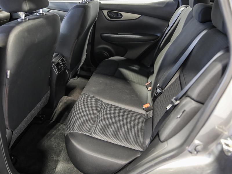 nissan Qashqai 2021 - 24