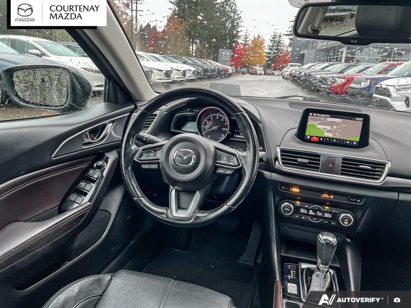 mazda Mazda3 2018 - 11