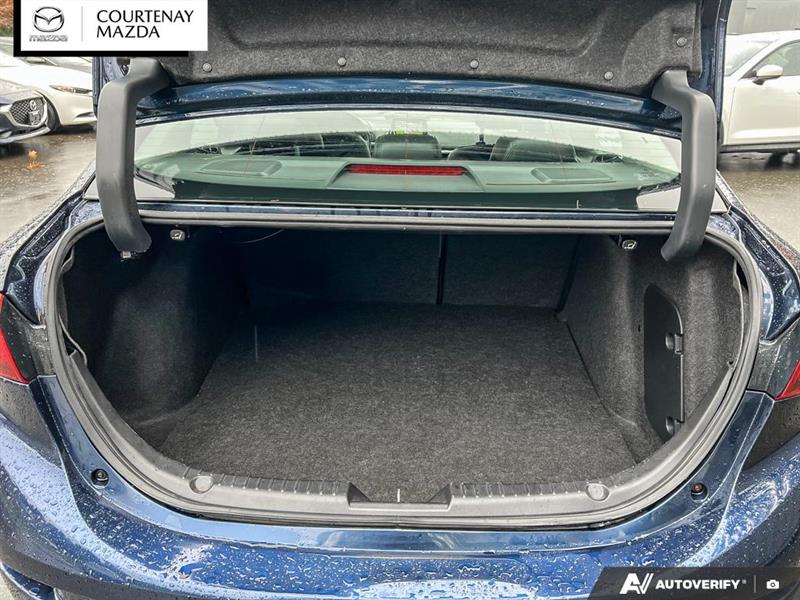mazda Mazda3 2018 - 21