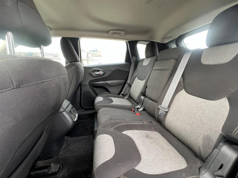 jeep Cherokee 2016 - 23