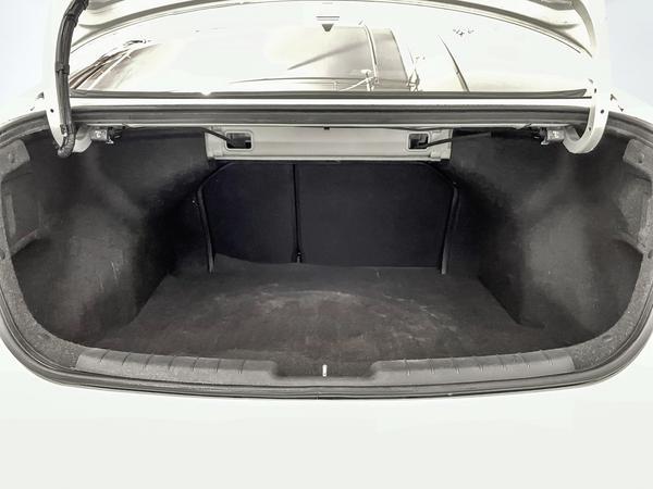 hyundai Elantra 2020 - 24