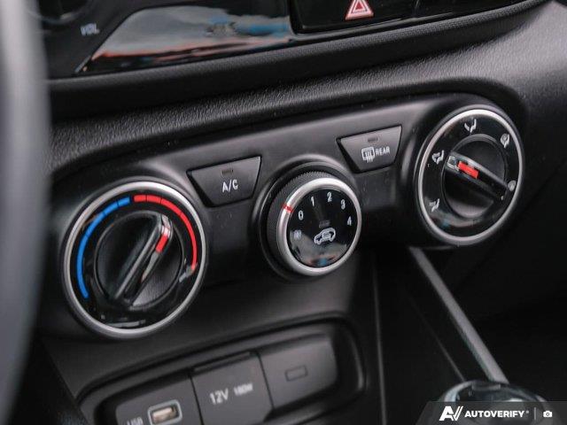 hyundai Venue 2022 - 24