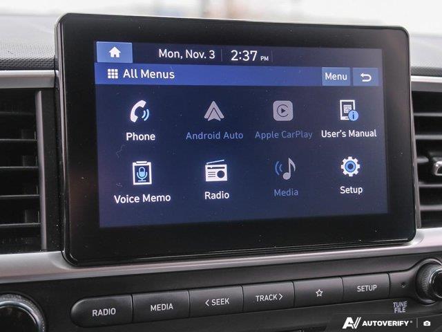 hyundai Venue 2022 - 25