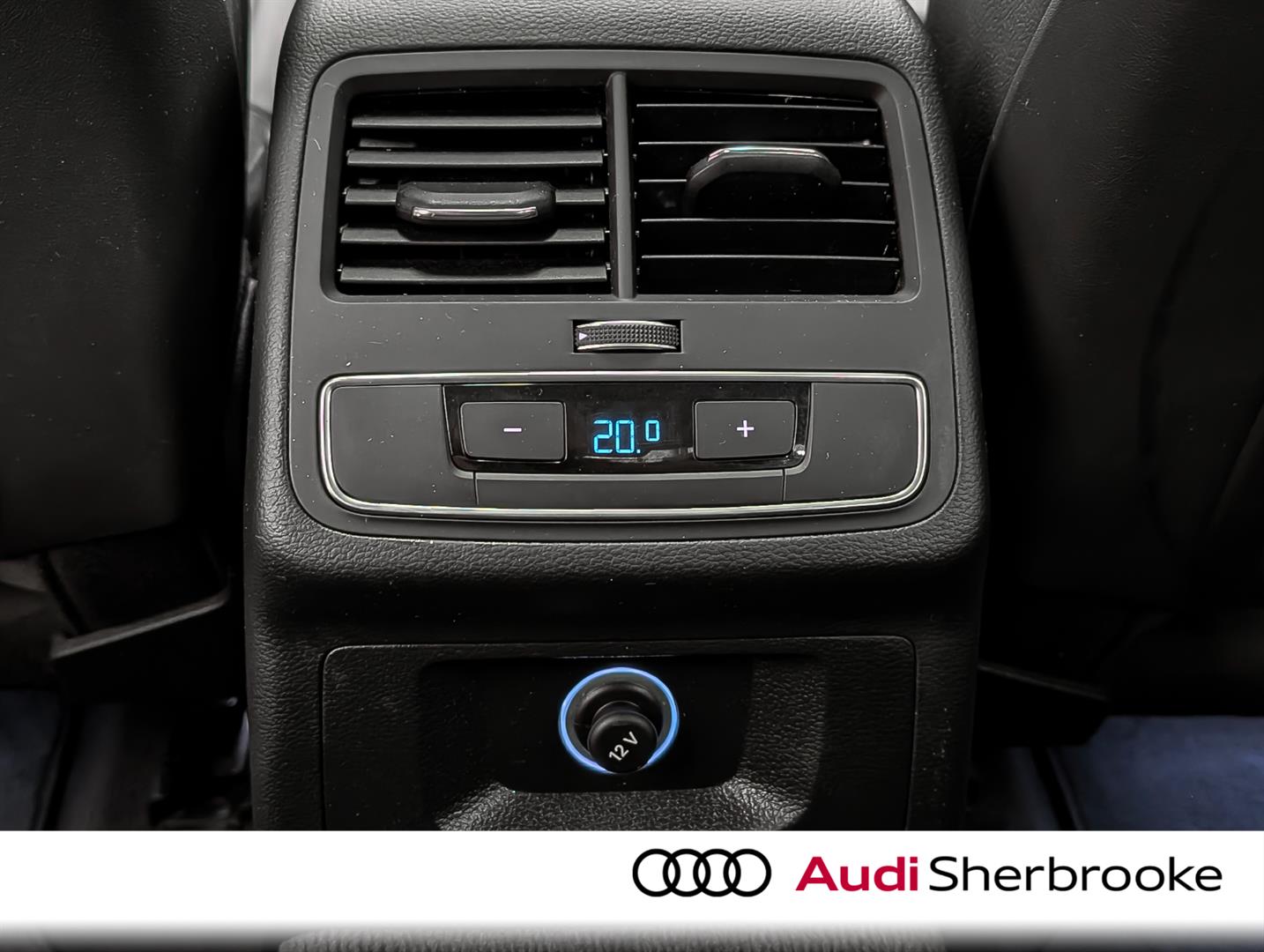 audi A4 Sedan 2018 - 12