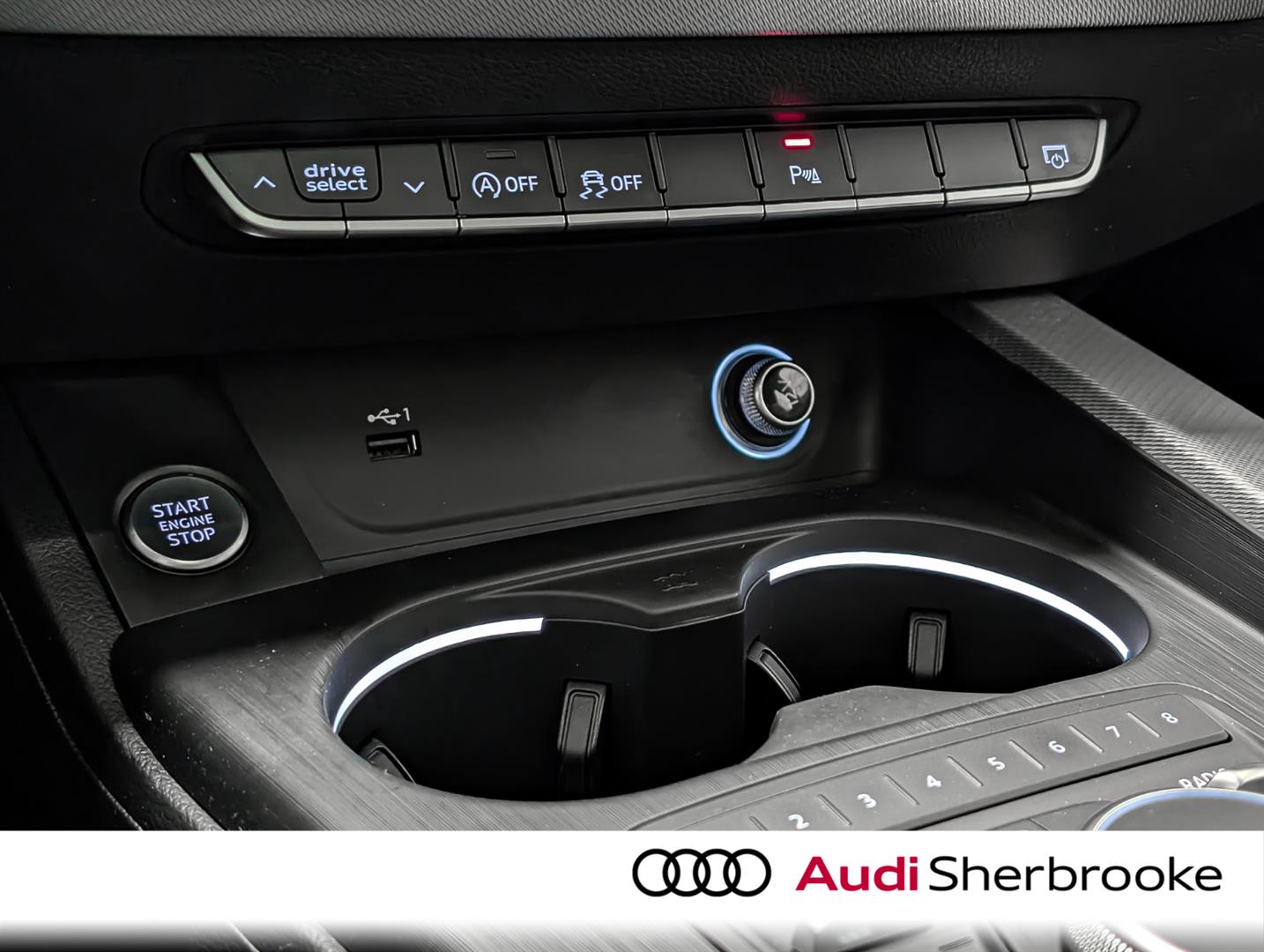 audi A4 Sedan 2018 - 18