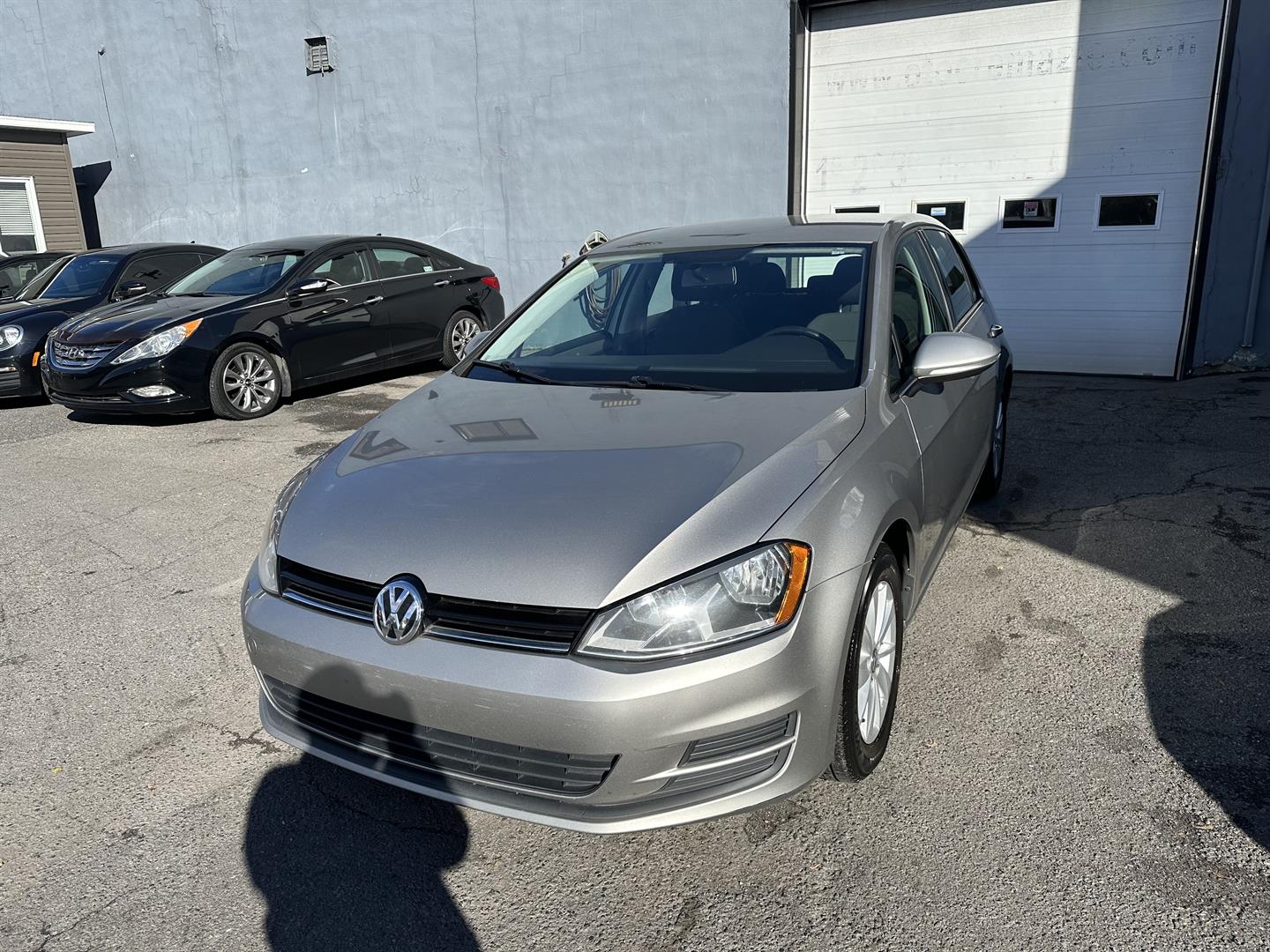 Volkswagen Golf TSI SE 4-Door FWD