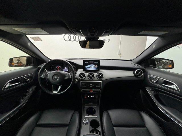 mercedes-benz GLA 2019 - 11