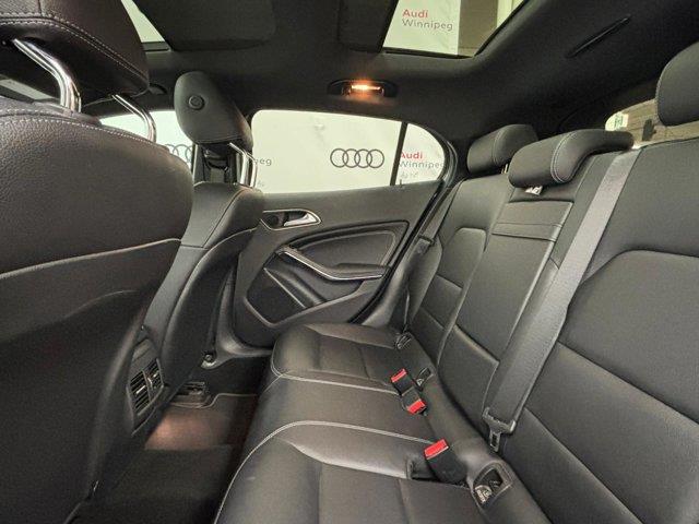 mercedes-benz GLA 2019 - 15