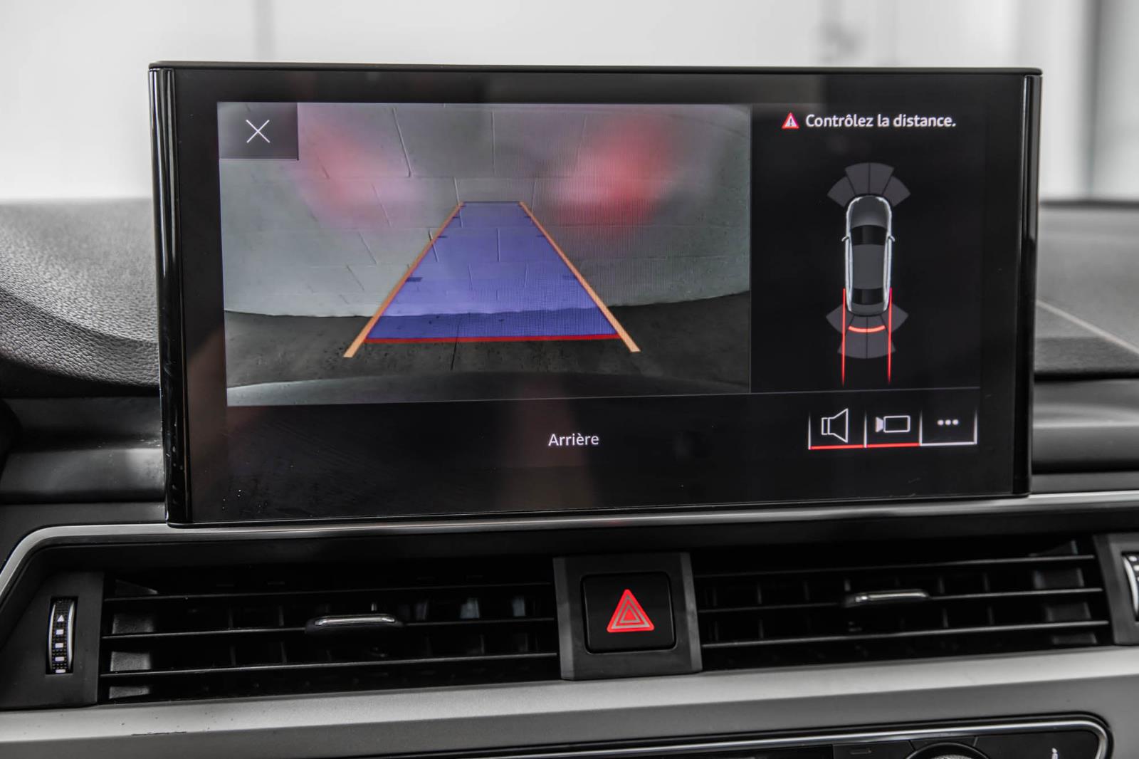 audi A4 Sedan 2020 - 24