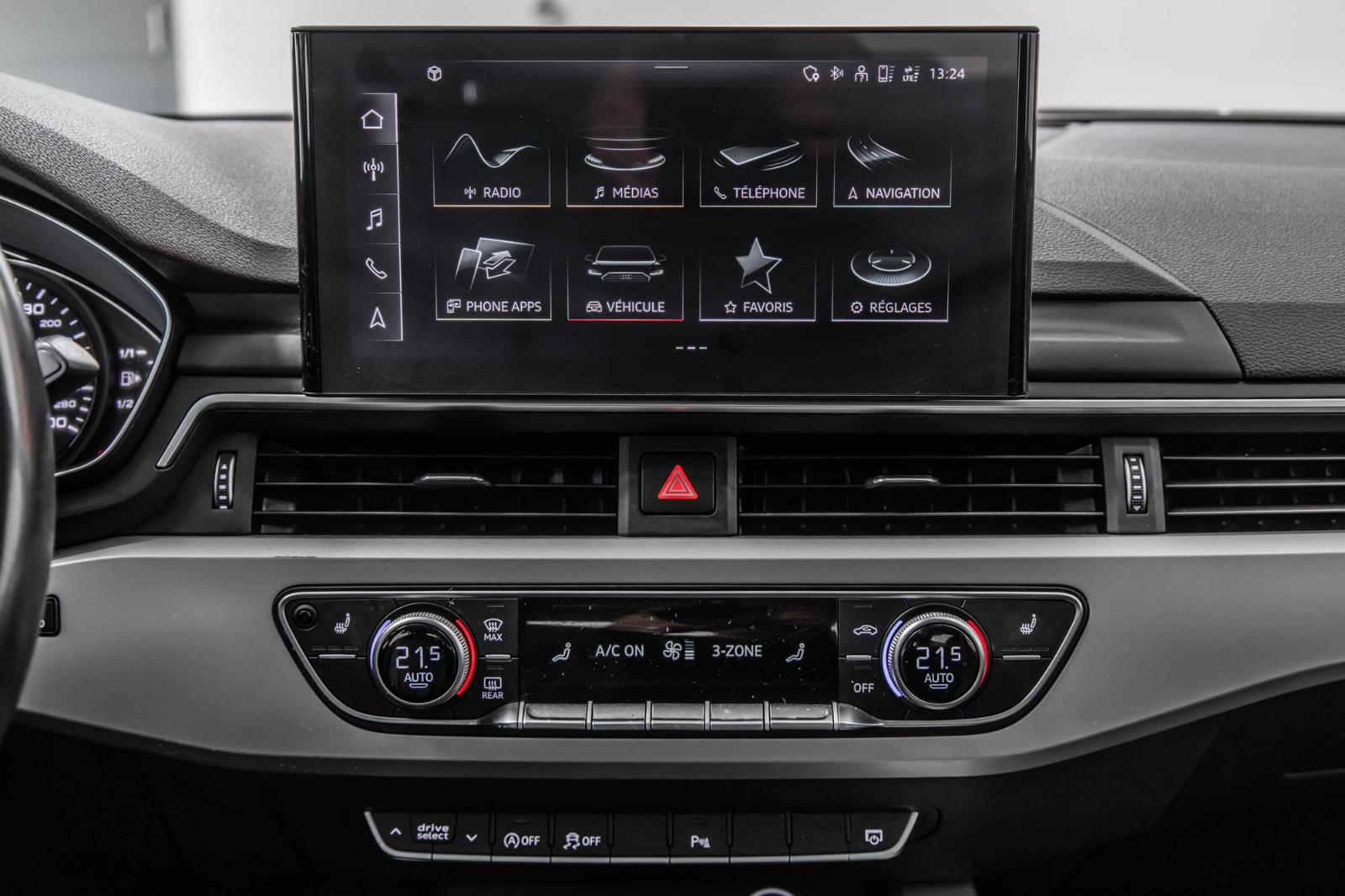 audi A4 Sedan 2020 - 29