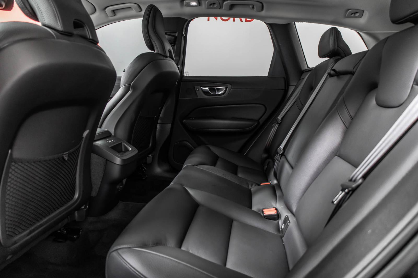 volvo XC60 2022 - 45