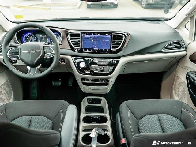 chrysler Grand Caravan 2024 - 17