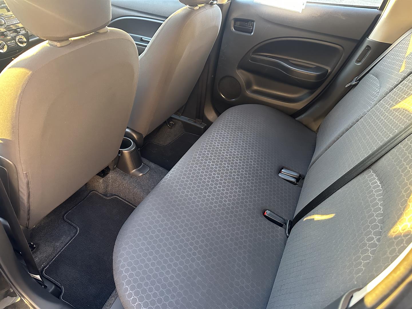 mitsubishi Mirage 2015 - 12