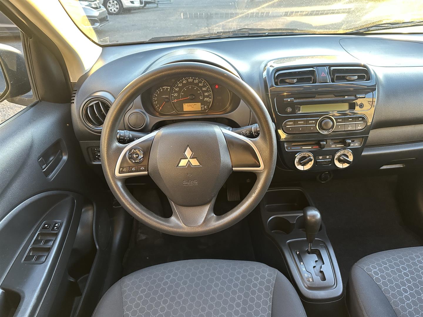 mitsubishi Mirage 2015 - 17