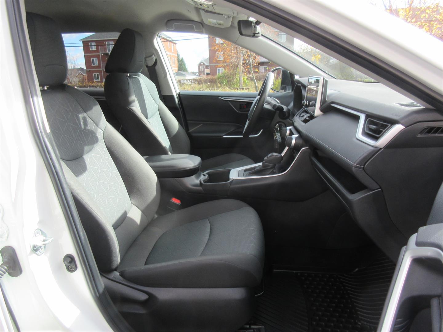 toyota RAV4 2023 - 25